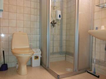 Фото номера Двухместный номер с 2 отдельными кроватями Отель Hotelli Ravintola Tiilikka г. Раутаваара 20